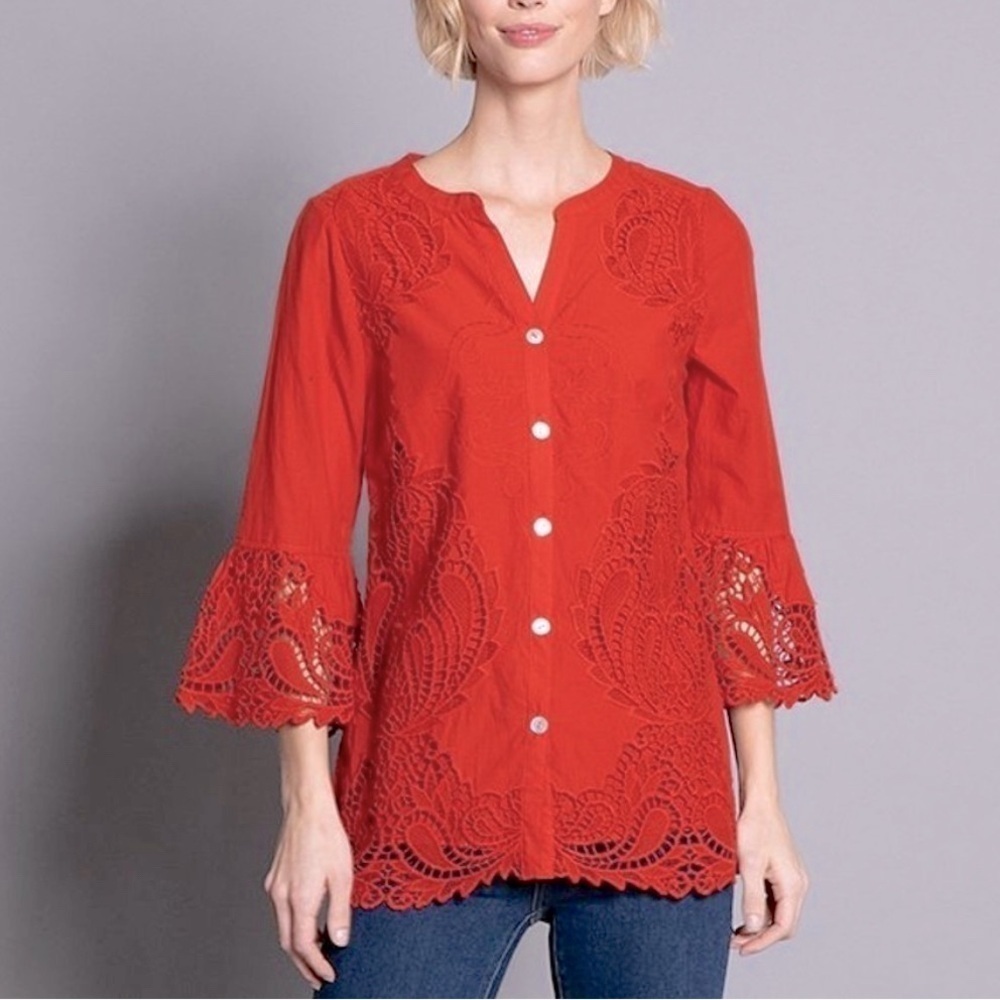 John Mark Linen 3/4 Sleeve Button Front Eyelet Top
